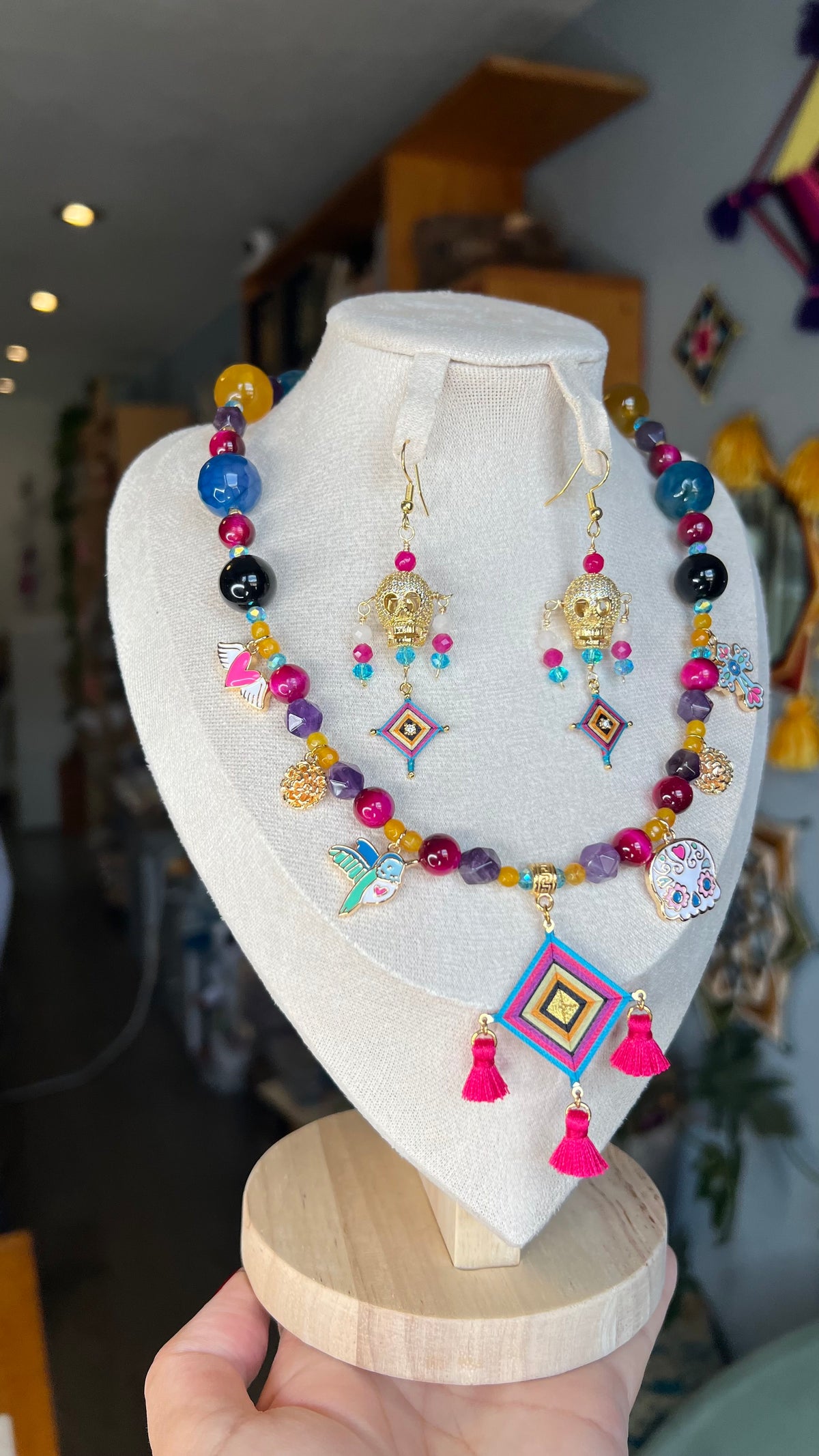 Collar Ofrenda Viva con Aretes Calavera