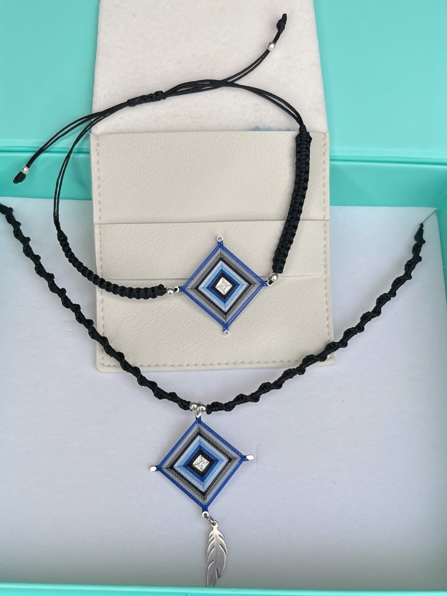 Juego Rombo Sagrado cadena plata .925 o macramé